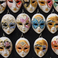 Authenticity Masks Authenticity - How to be true to yourself